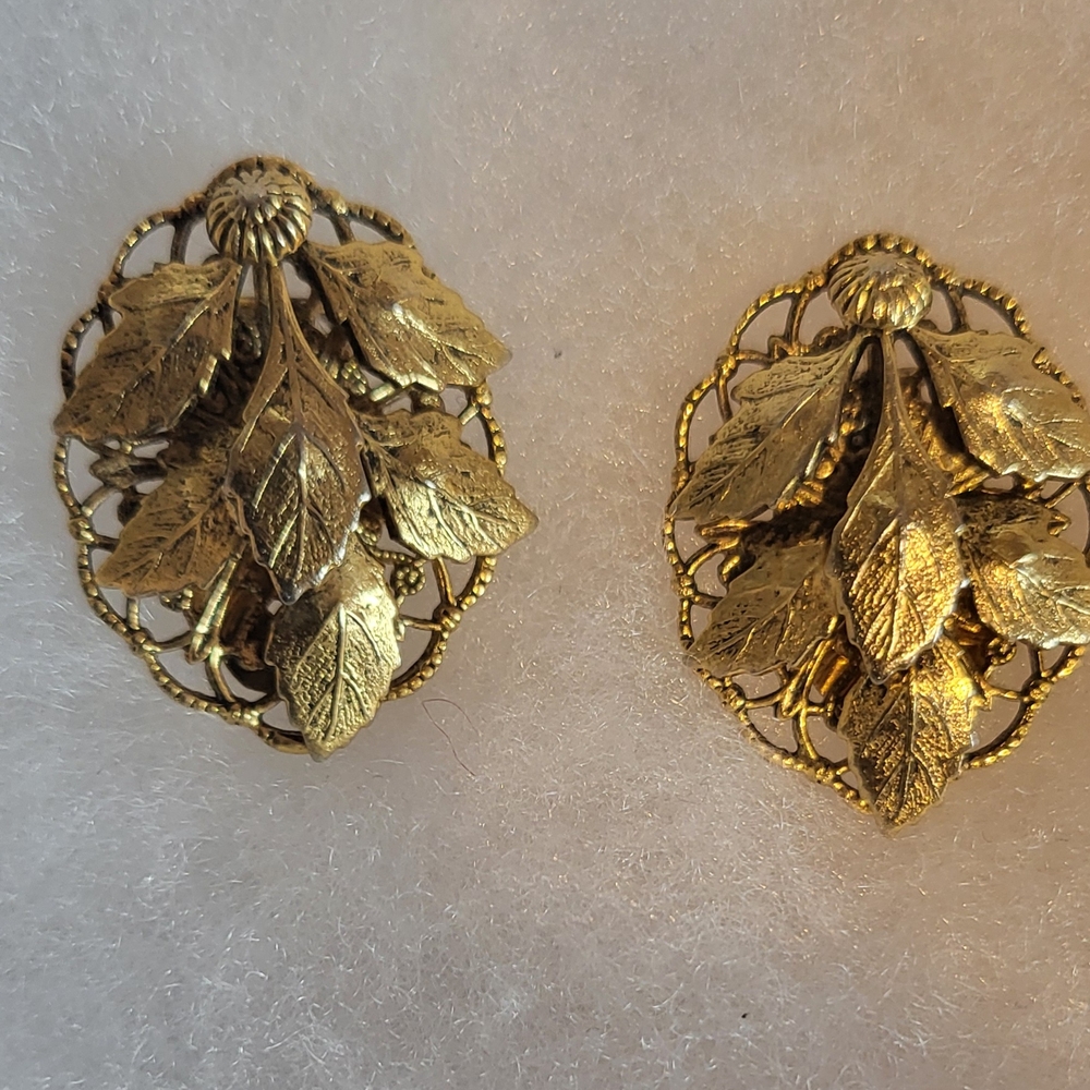 Elegant Gold Leaf Earrings